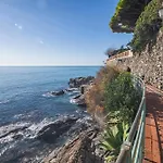 Green Home Seaside, Parking, Wifi, Ac, Genova Nervi